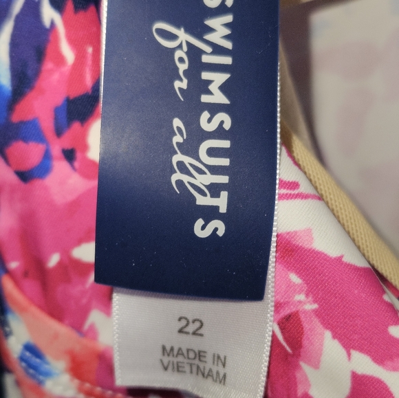 Swimsuits For All Sz 22 Sharkbite Hem Takini Top, Molded Cups - Picture 3 of 3